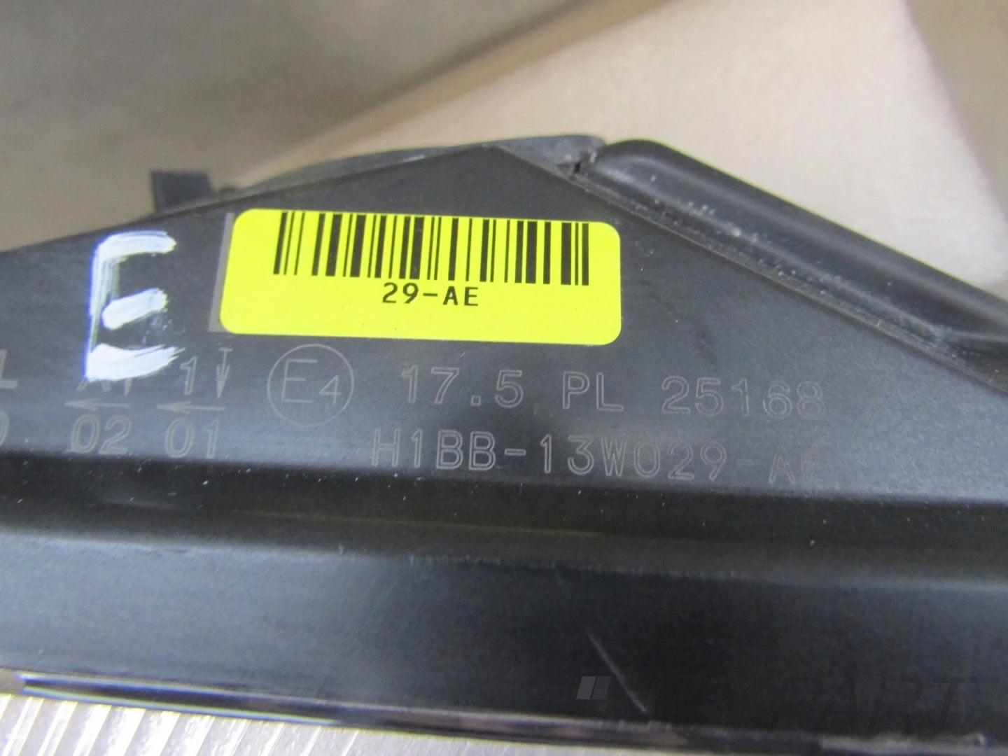 FRONT LAMP FORD FIESTA MK8 VIII 17-21 STANDARD RH RIGHT H1BB-13W029-AE