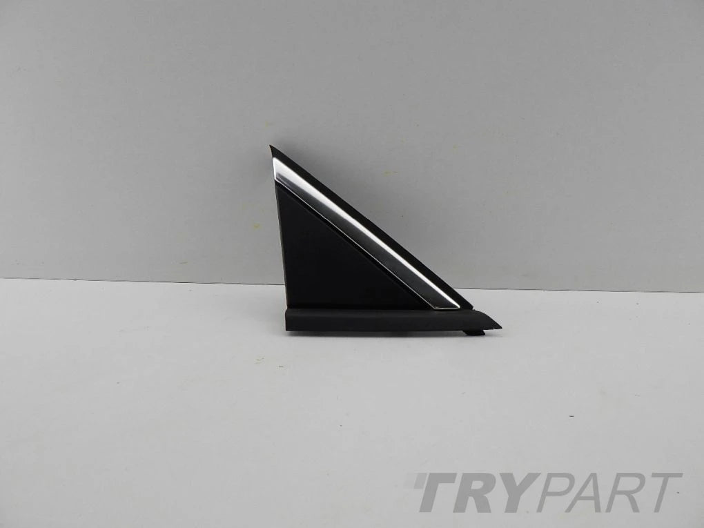 OPEL CROSSLAND X right fender triangle