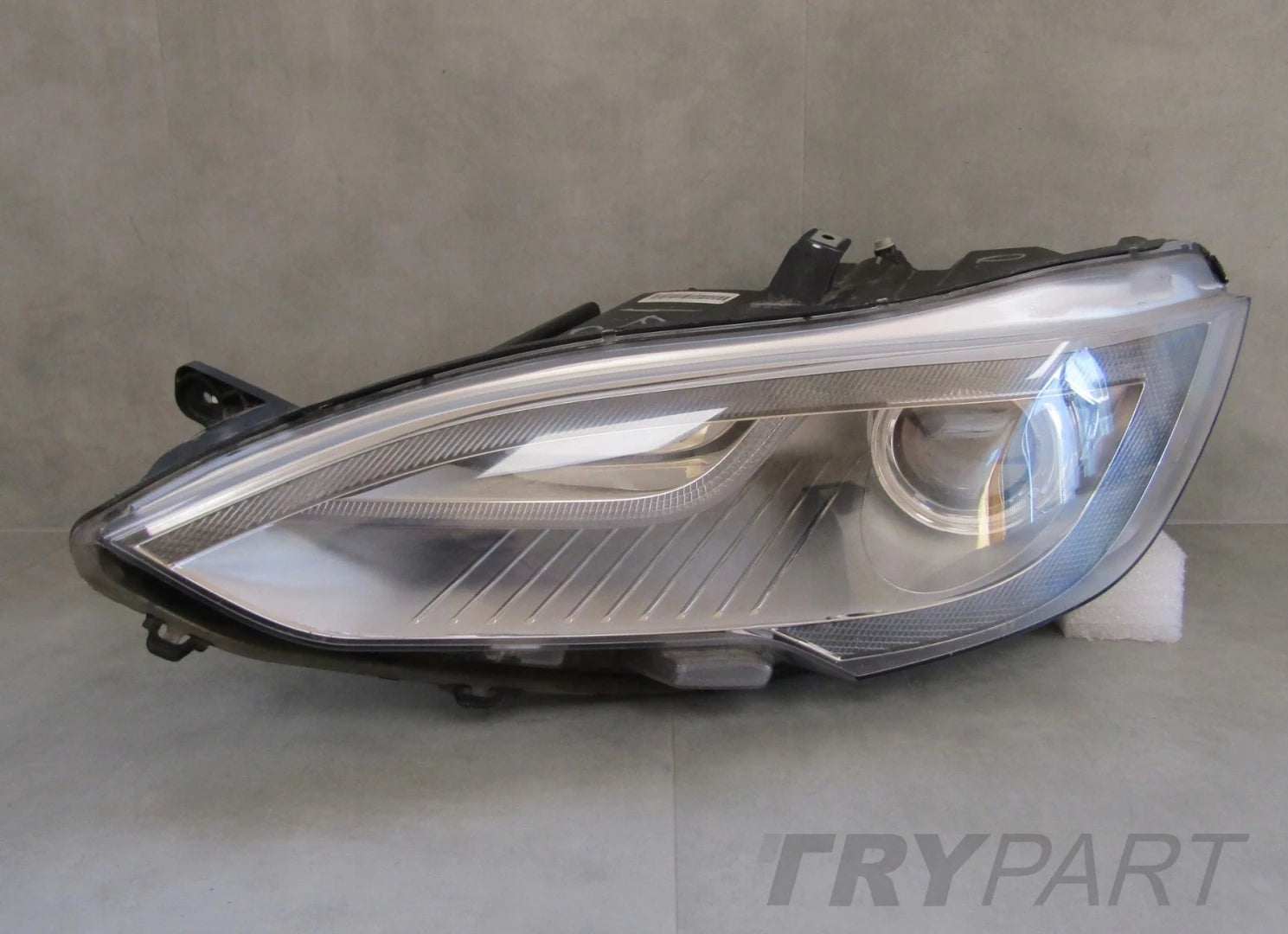 HEADLIGHT TESLA S XENON NON-SWIVEL 12-16 LH LEFT