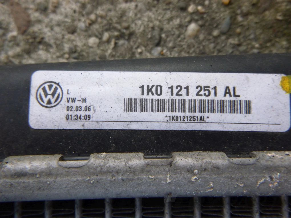 GOLF V A3 TOURAN JETTA WATER RADIATOR 1K0121251AL