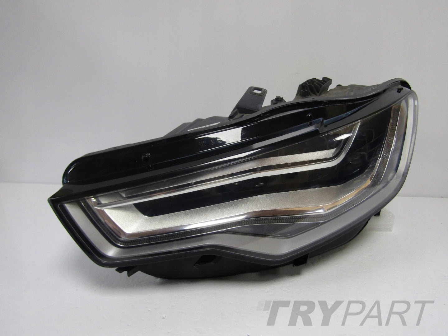 AUDI A6 C7 4G0 HEADLIGHT FULL LED MATRIX 11-15 LH 4G0941033C