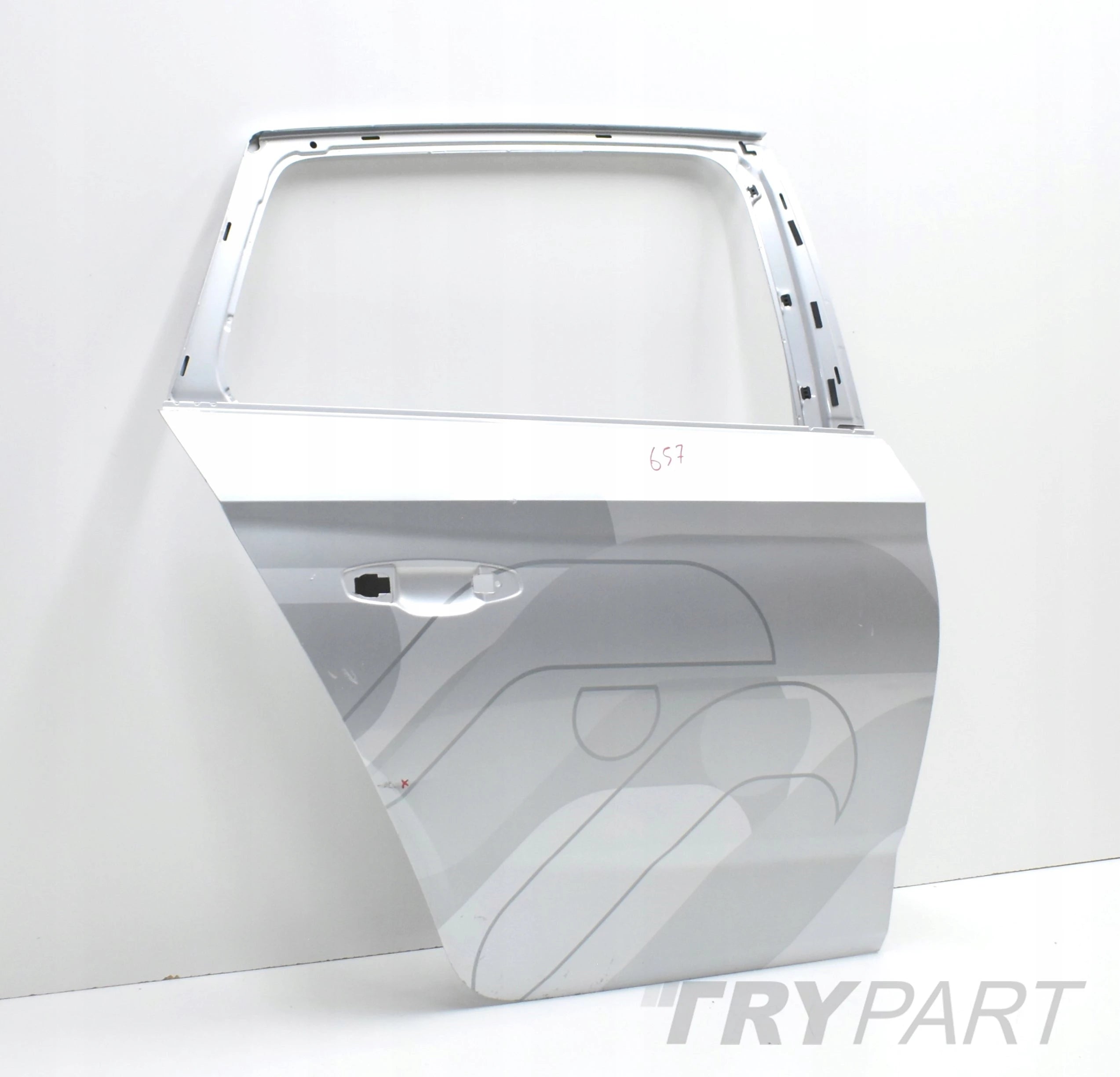 SKODA SCALA 657 RIGHT REAR DOOR ORG
