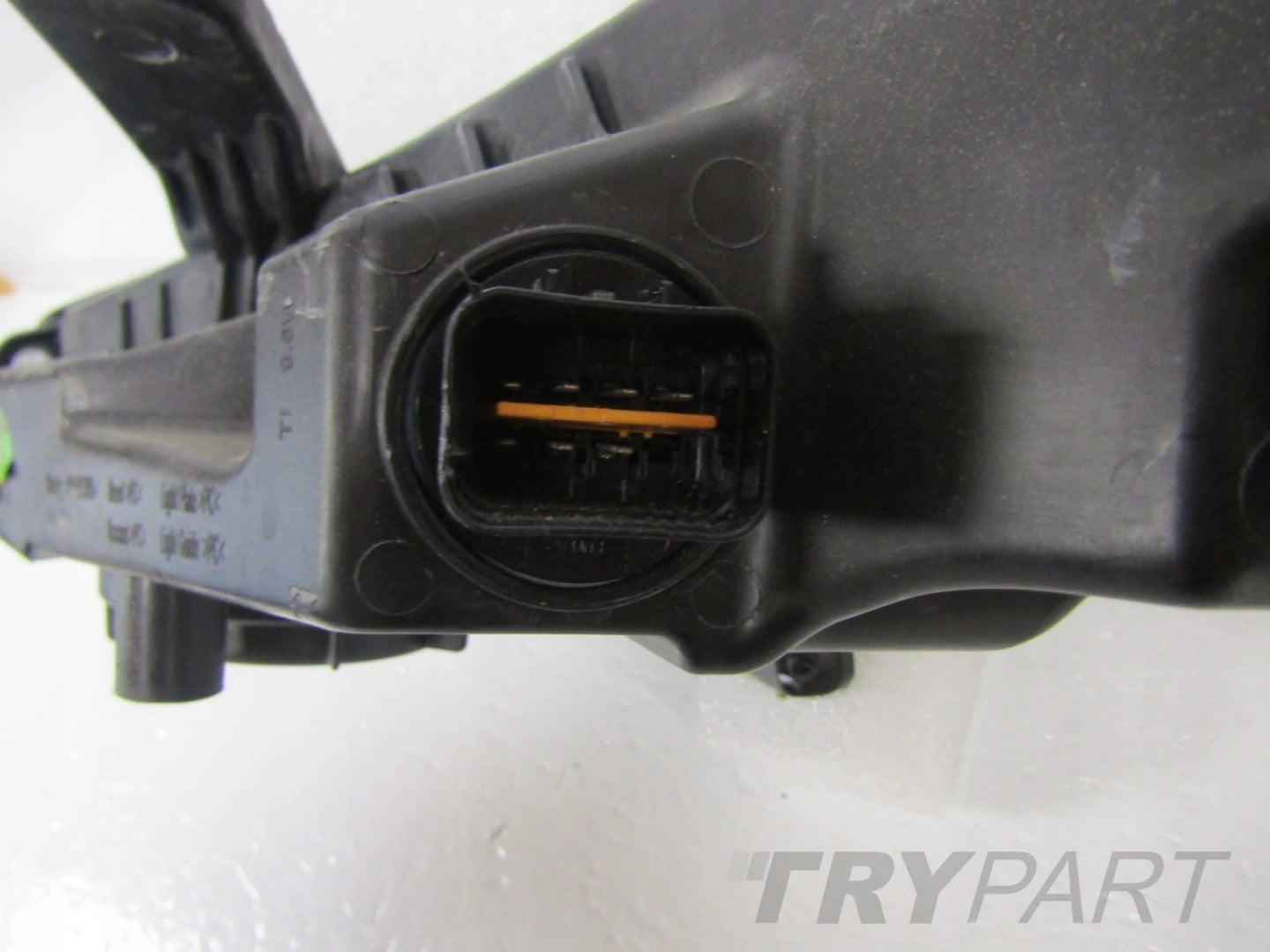 FRONT LAMP MAXUS EUNIQ 6 FULL LED 21- RH SV51-03