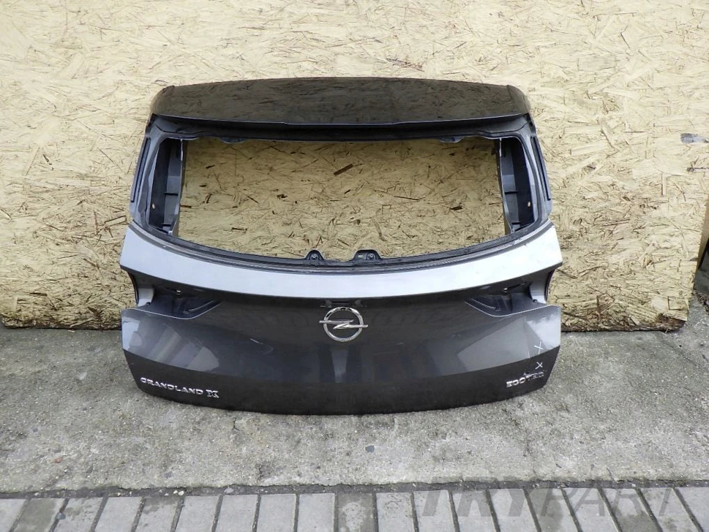 OPEL GRANDLAND X Tailgate