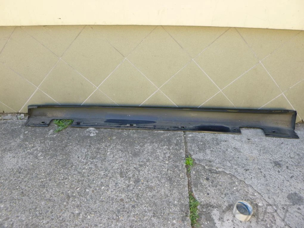 MERCEDES B KLASA 246 Right Door Sill Overlay Strip