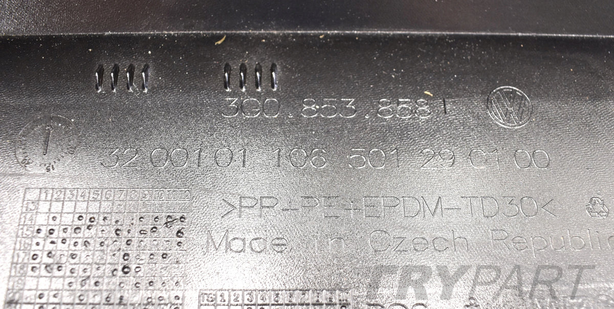 VW PASSAT B8 3G0 RIGHT SILL MOULDING ORG