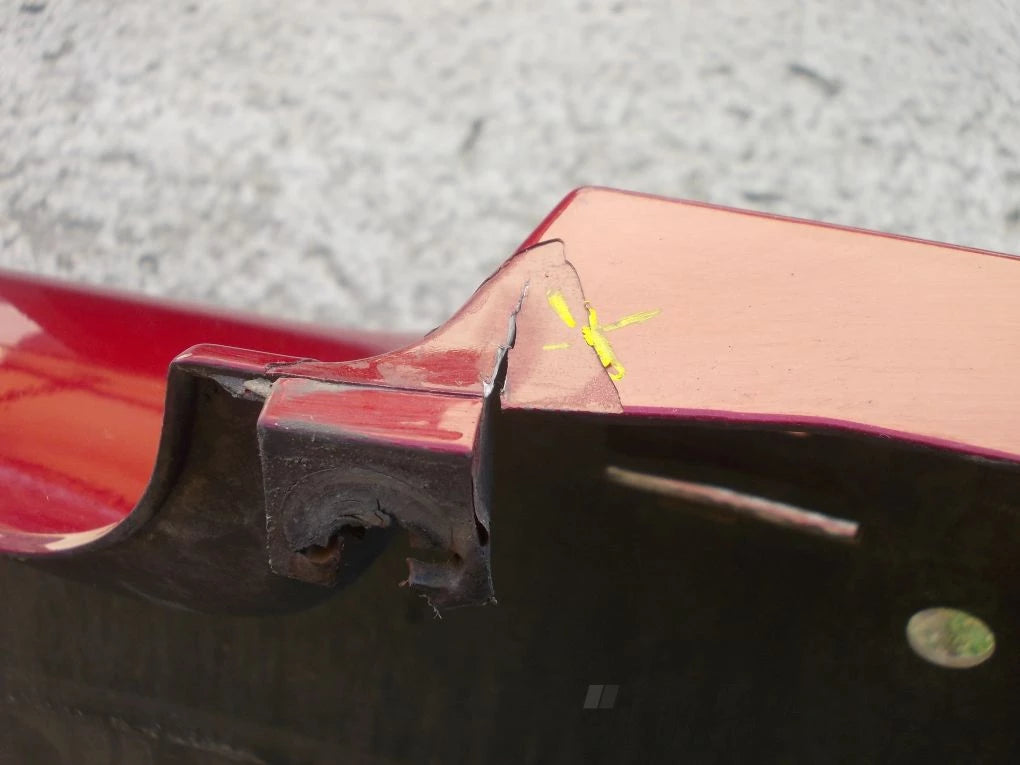 TOYOTA AVENSIS T25 hb sedan 02- rear bumper