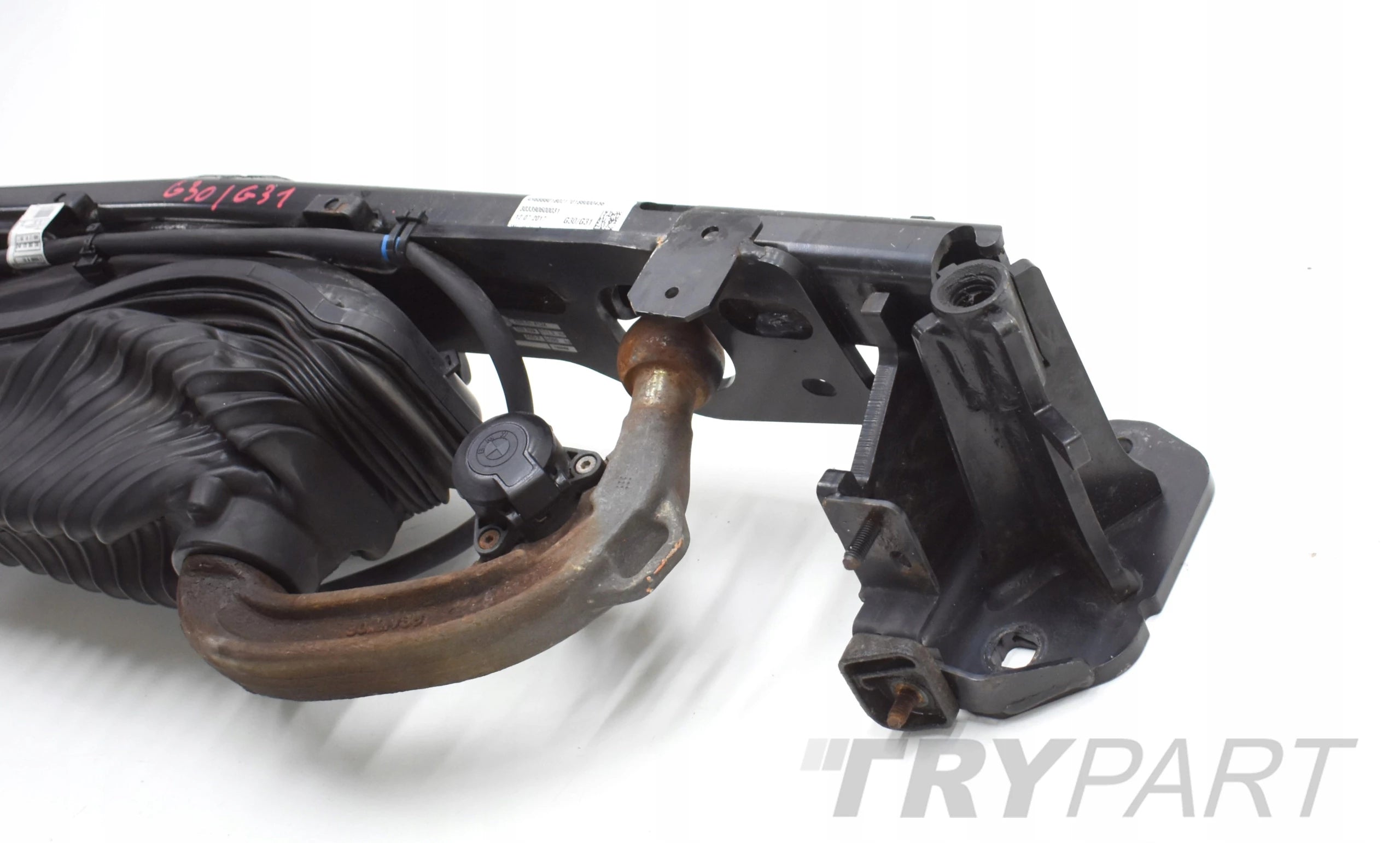 BMW G30 G31 ELECTRIC TOW HITCH ORG 303390600031