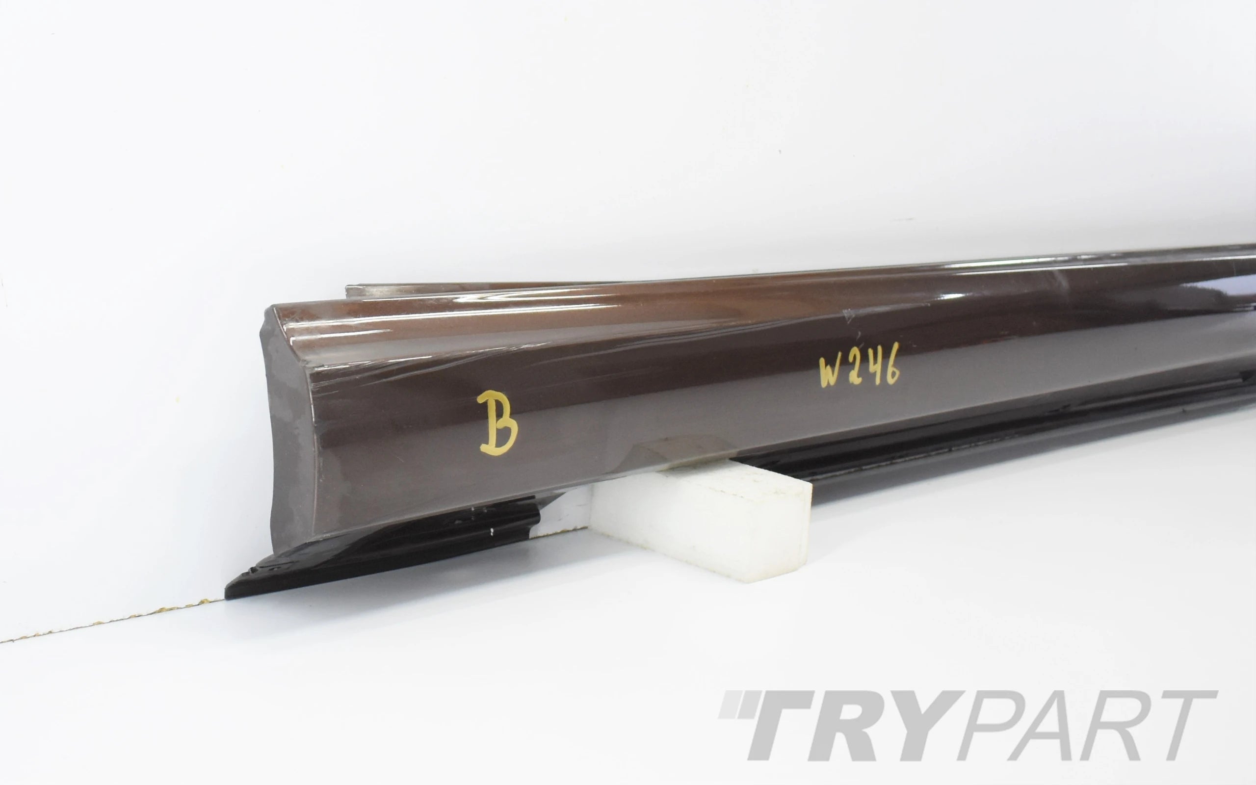 MERCEDES B CLASS W246 DOOR SILL TRIM RIGHT