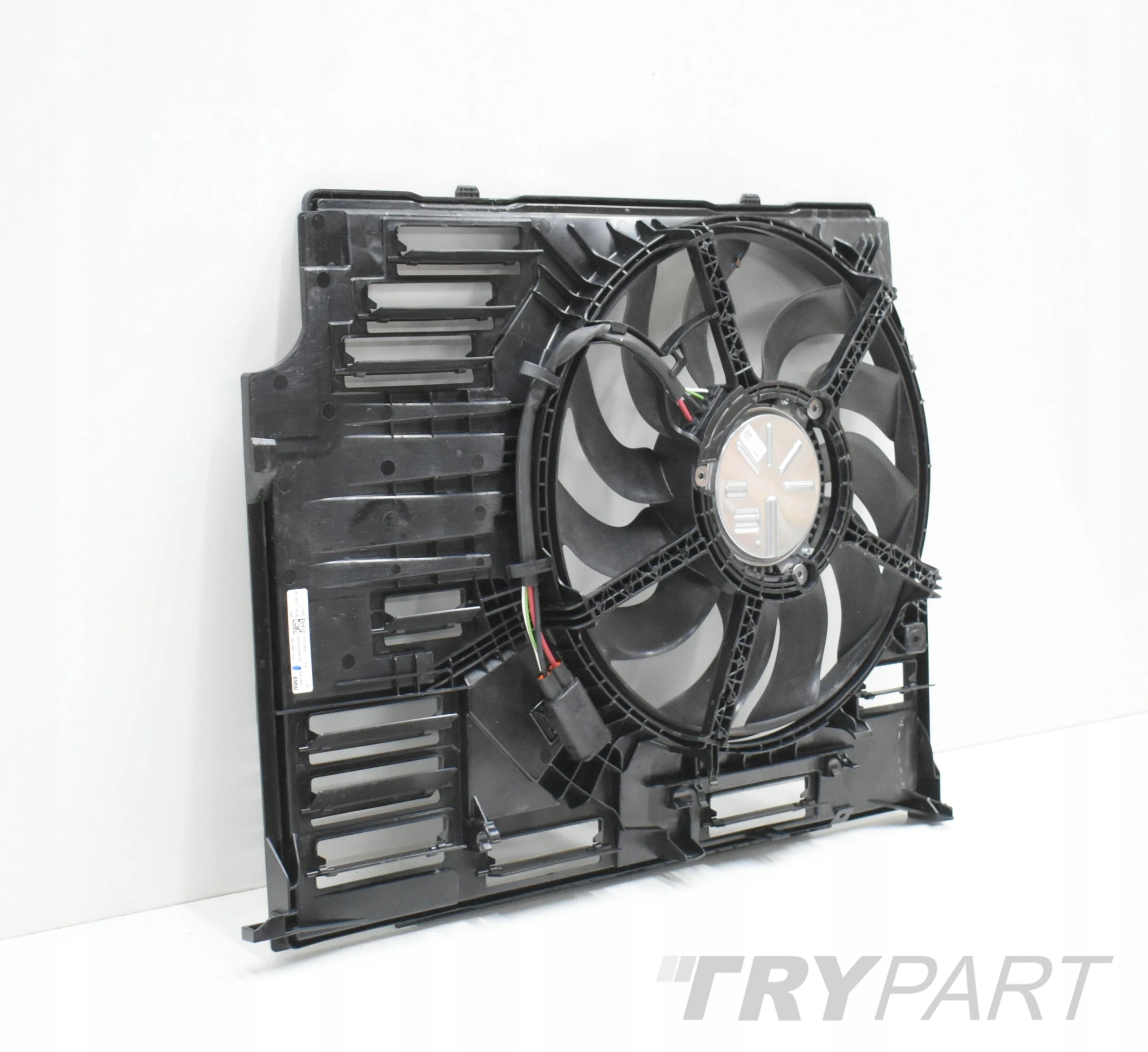 BMW MINI RADIATOR FAN HOUSING 365870074 5A078C9-04 ORG NEW