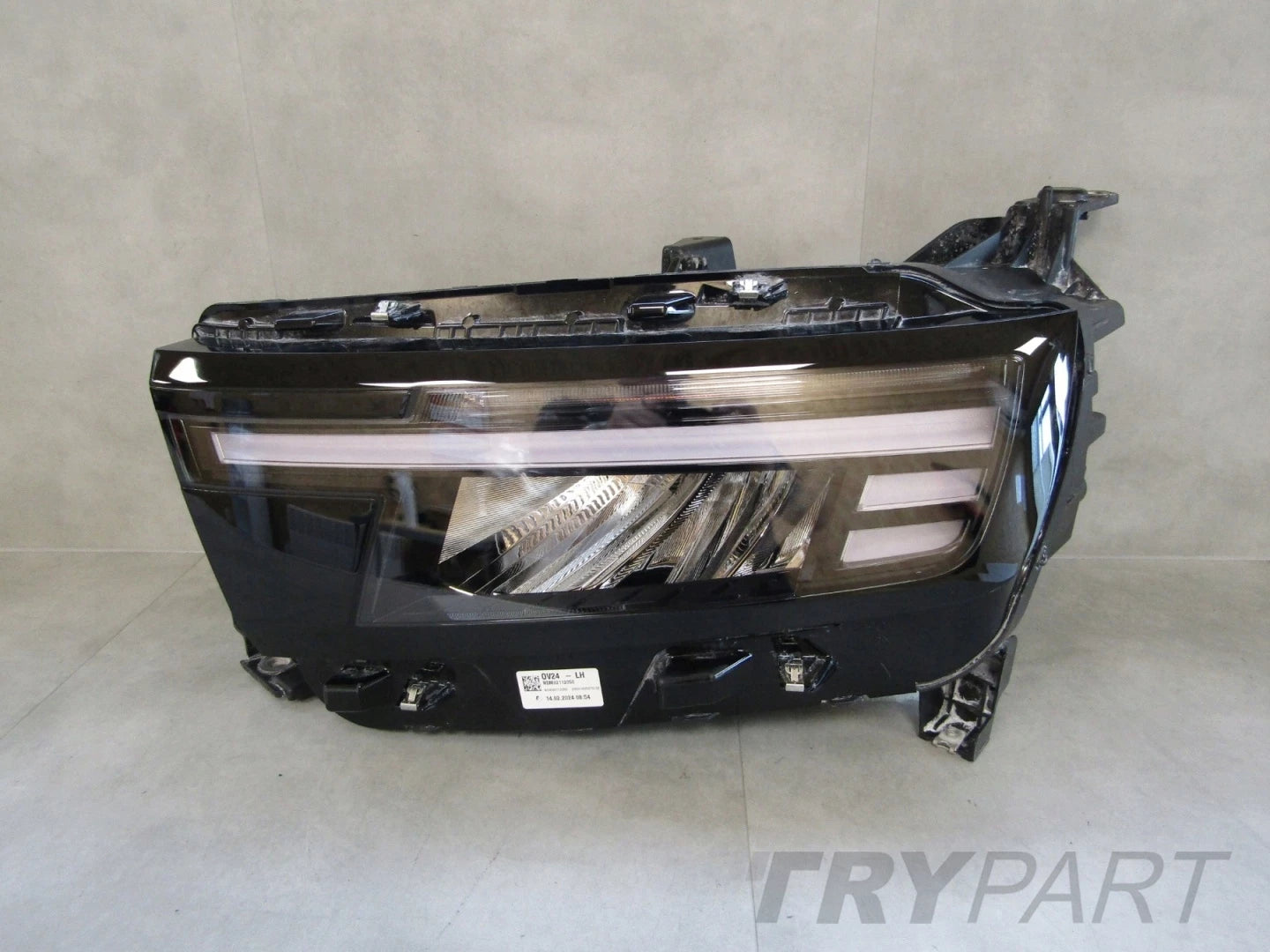 FRONT LAMP OPEL FRONTERA LED 24- LH LEFT 9850142580