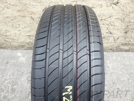Michelin PRIMACY 4 225 45 R17 94V Tire