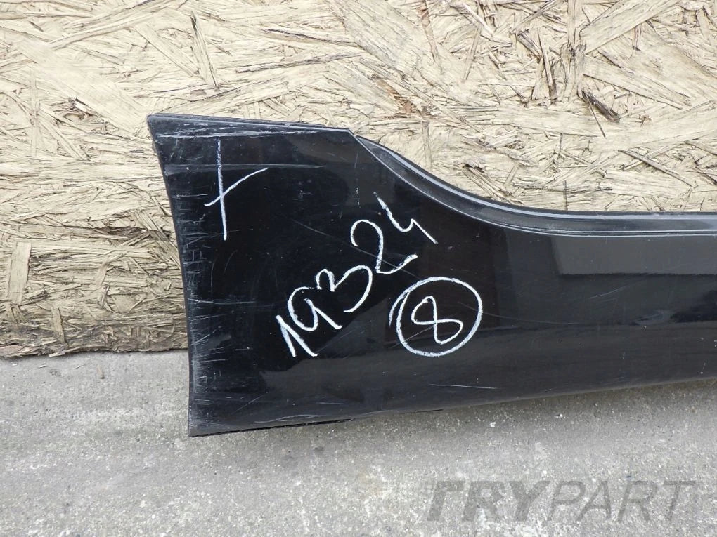 BMW 2 F46 GRAN TOURER right sill trim strip