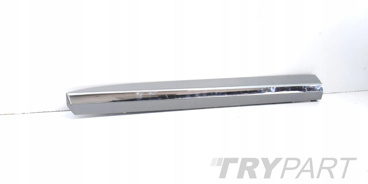 VW ARTEON 3G8 FRONT LEFT DOOR TRIM STRIP ORG + CHROME