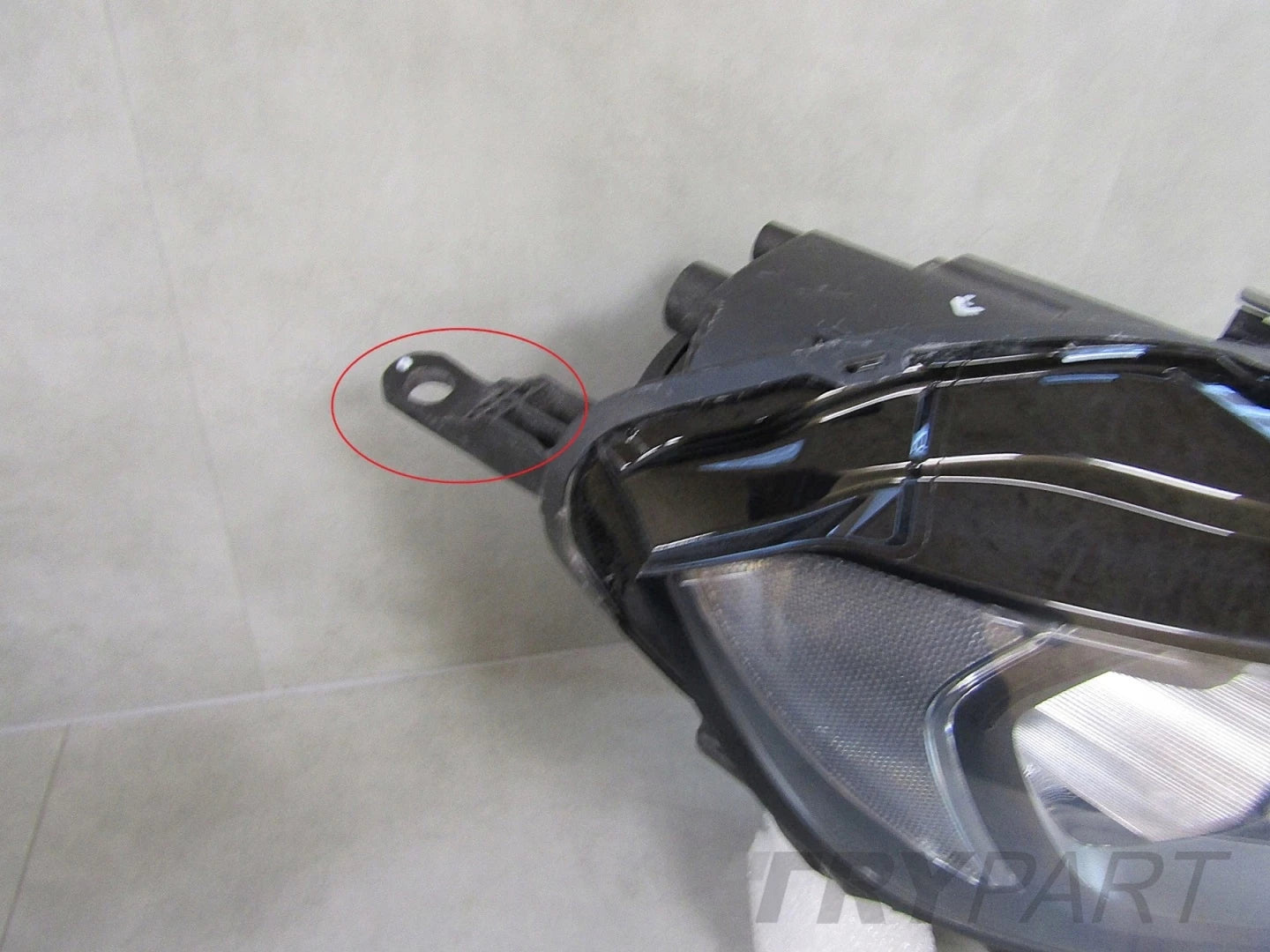HEADLIGHT FORD ECOSPORT 2 II STANDARD LENS RH 17-21 GN15-13W029-YA