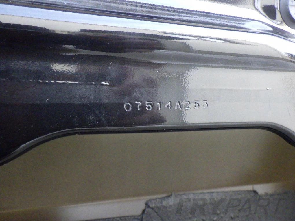 BMW X7 G07 Front Left Door