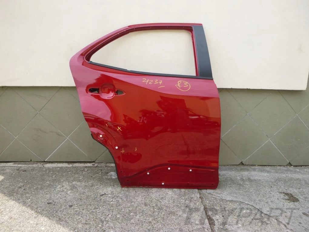 TOYOTA YARIS CROSS 2020- Rear Right Door