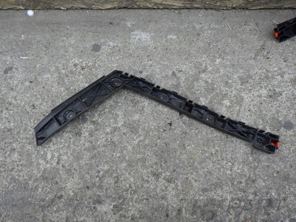 OPEL INSIGNIA A LIFT SEDAN HB Sliding Bracket for Rear Bumper Mount Left Right
