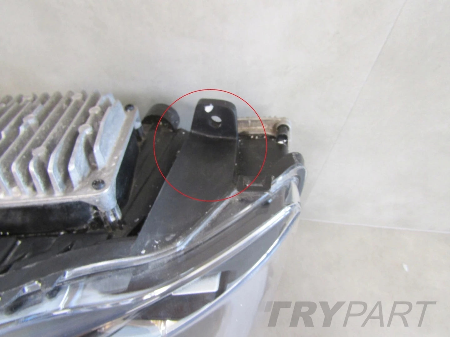 MAN TGX II 2 LED 20- HEADLIGHT LH 10665230003