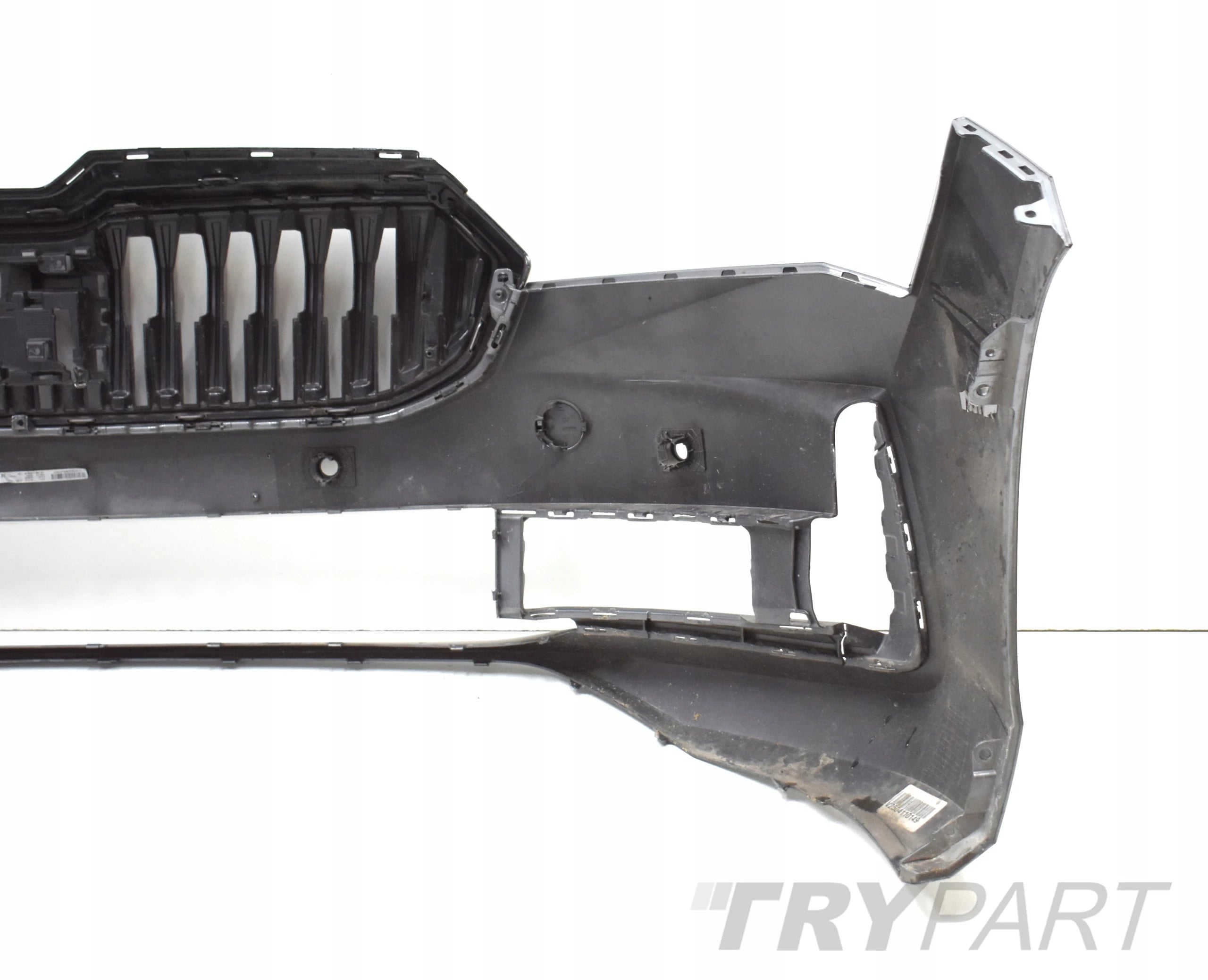 SKODA SUPERB IV 3P 3P3 FRONT BUMPER ORIGINAL + GRILL