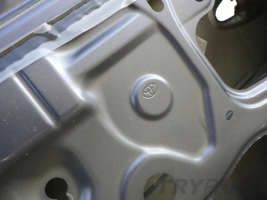 TOYOTA AURIS II 2 HB 12- Rear Right Door