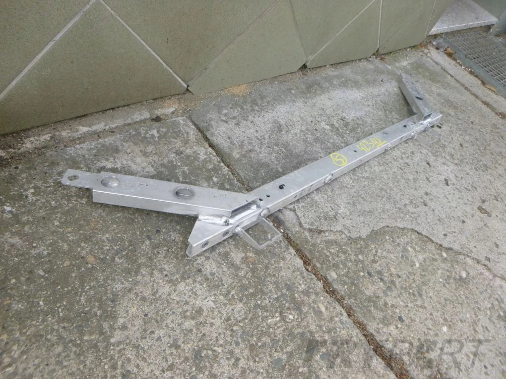 VOLVO XC60 2 II 17- FRONT LOWER BUMPER SUPPORT BEAM