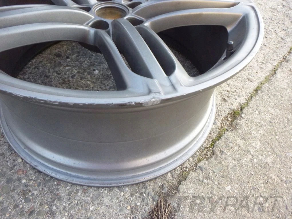 AUDI Q5 8R0 8.5x20 ET33 5x112 Aluminum Wheel
