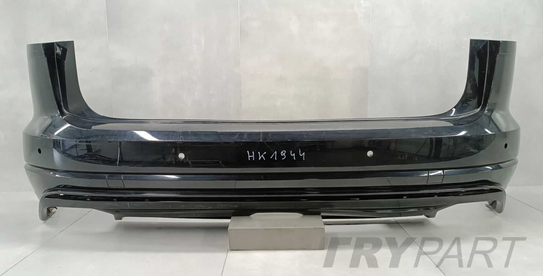Rear Bumper for Volkswagen VW Touareg III 3 R-Line 760 18-