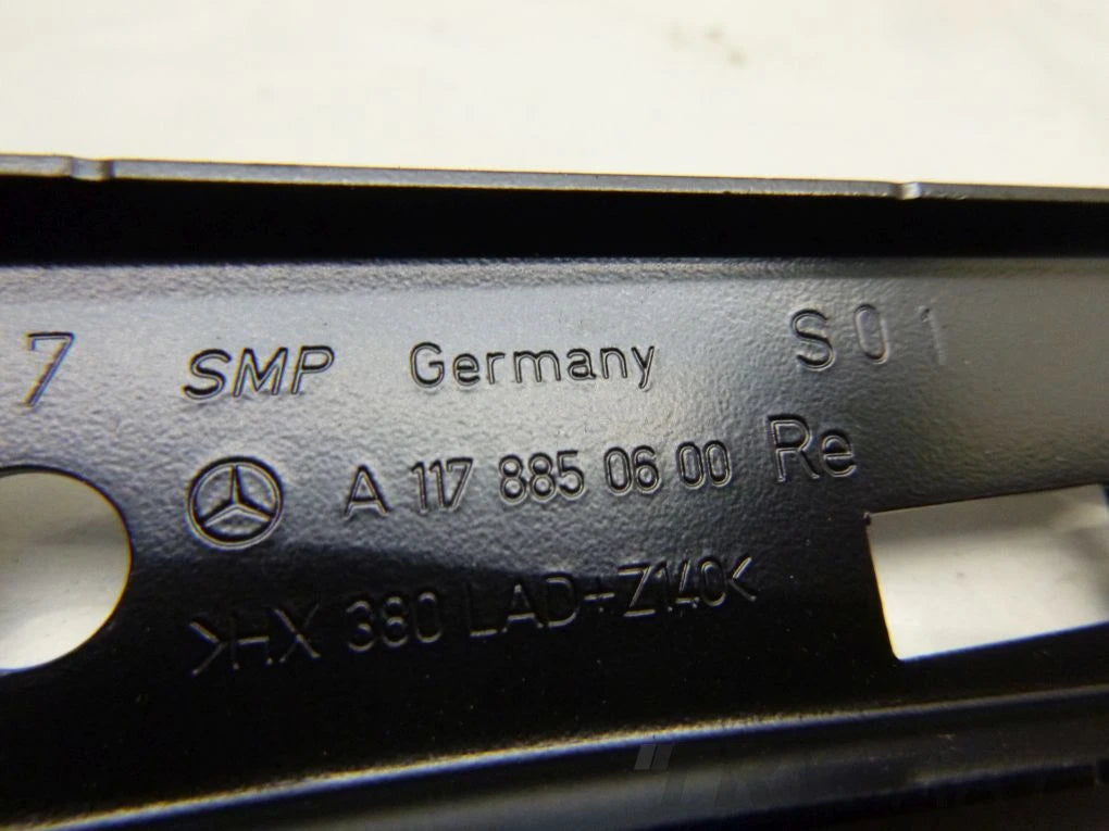 MERCEDES CLA W117 Front Bumper Clip Right