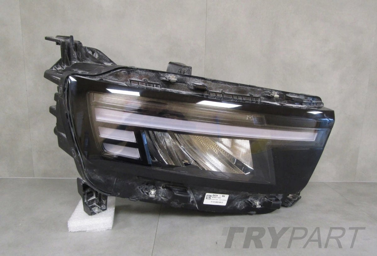 HEADLAMP OPEL FRONTERA LED 24- RH RIGHT 9850142480