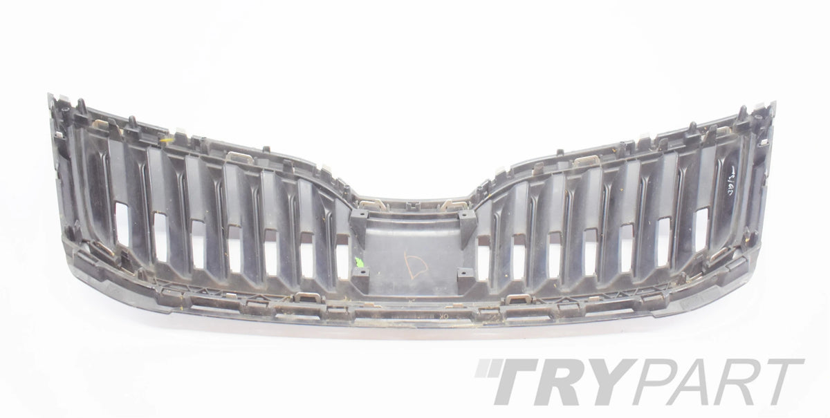 SKODA OCTAVIA 3 III LIFT 5E0 BUMPER GRILLE COMPLETE