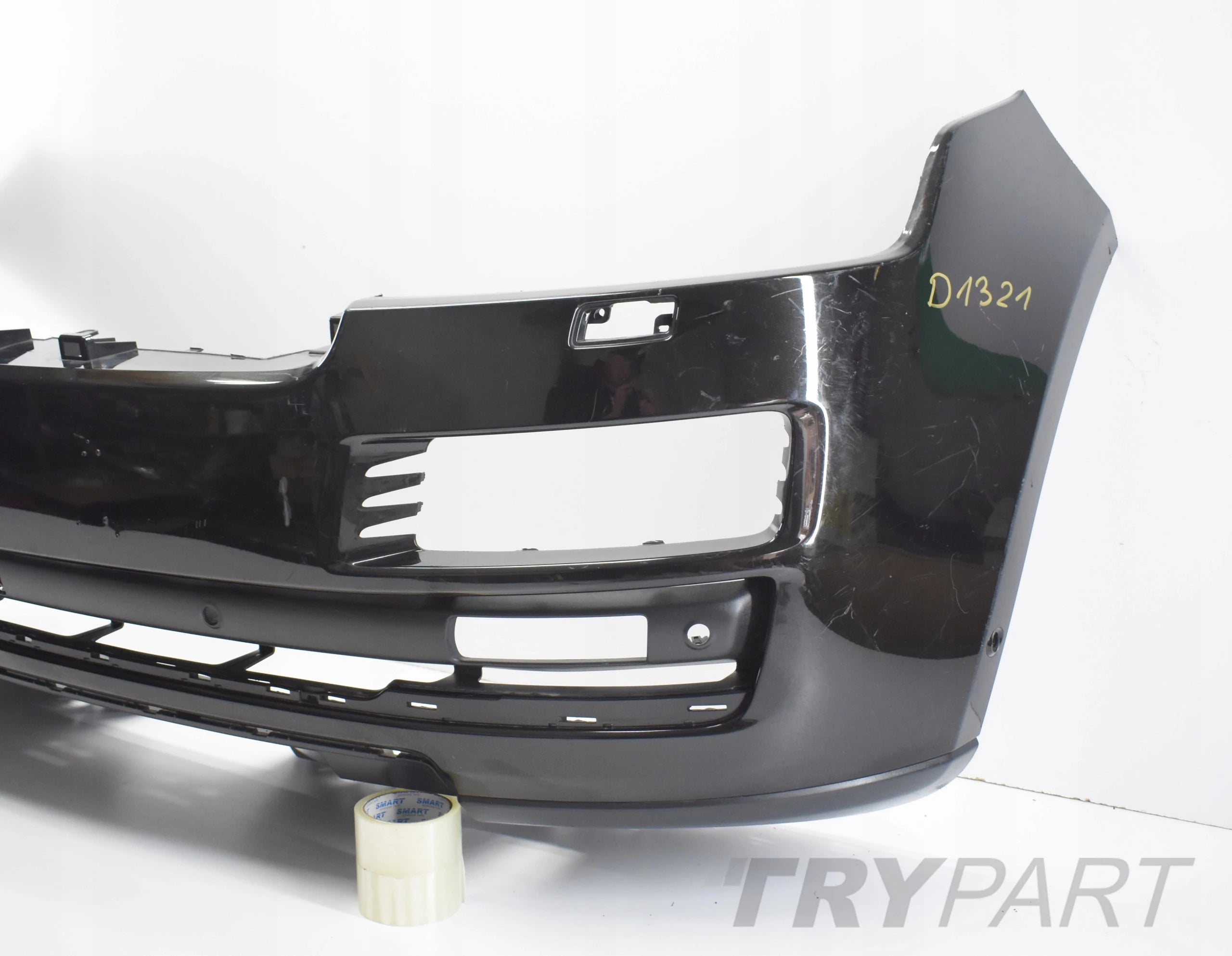 RANGE ROVER VOGUE FRONT BUMPER SUPER CONDITION 13+ ORG