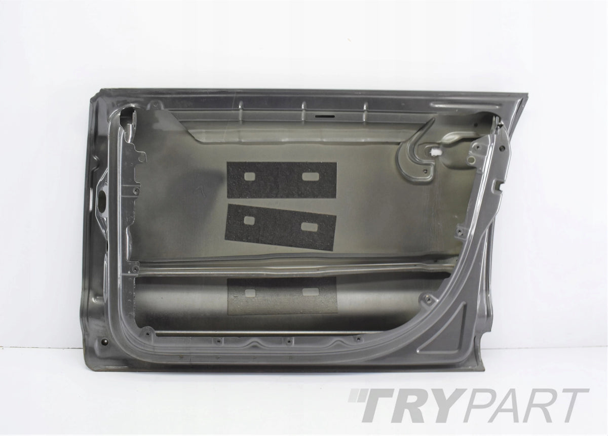 VW TOUAREG 7L0 Right Front Door OEM