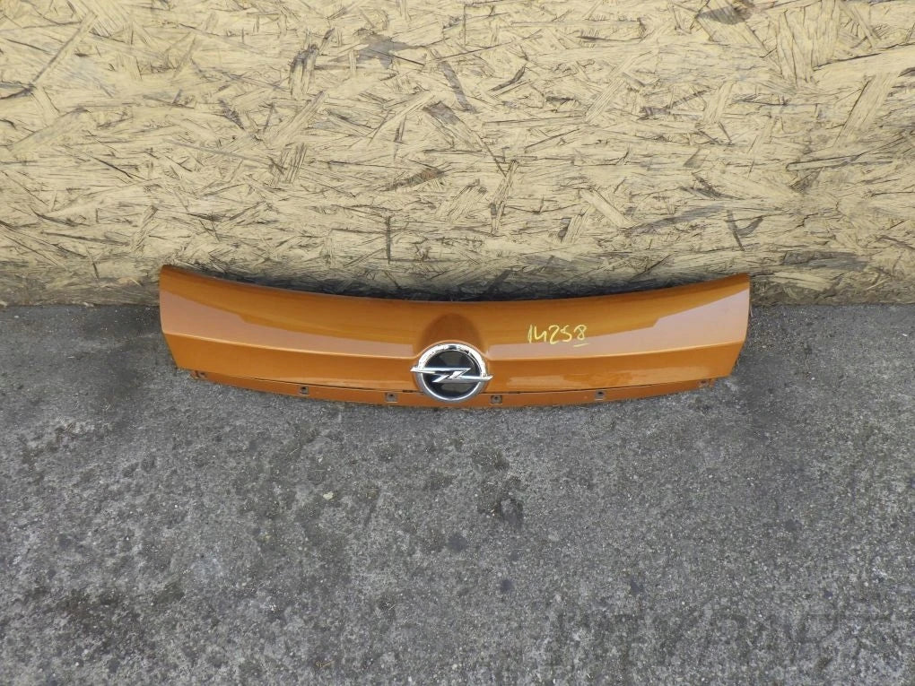 OPEL MOKKA A 12- Tailgate Blind