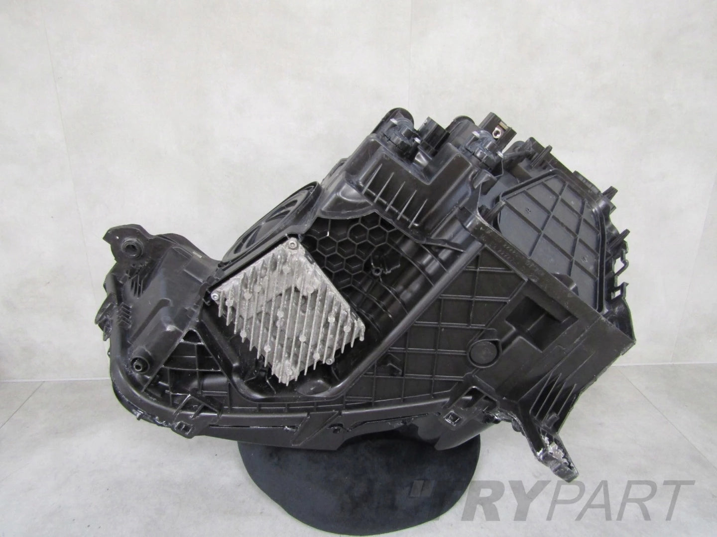 AUDI Q3 83A LED HEADLIGHT RH RIGHT 18- 83A941012