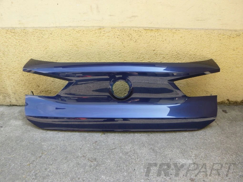 BMW X2 F39 Rear Trunk Lid Trim