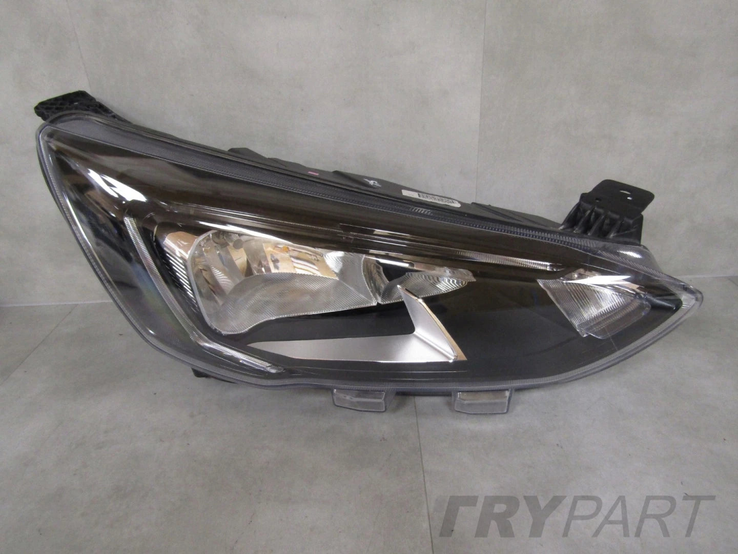 FRONT HEADLIGHT FORD FOCUS MK4 IV STANDARD 18-21 RH JX7B-13W029CE