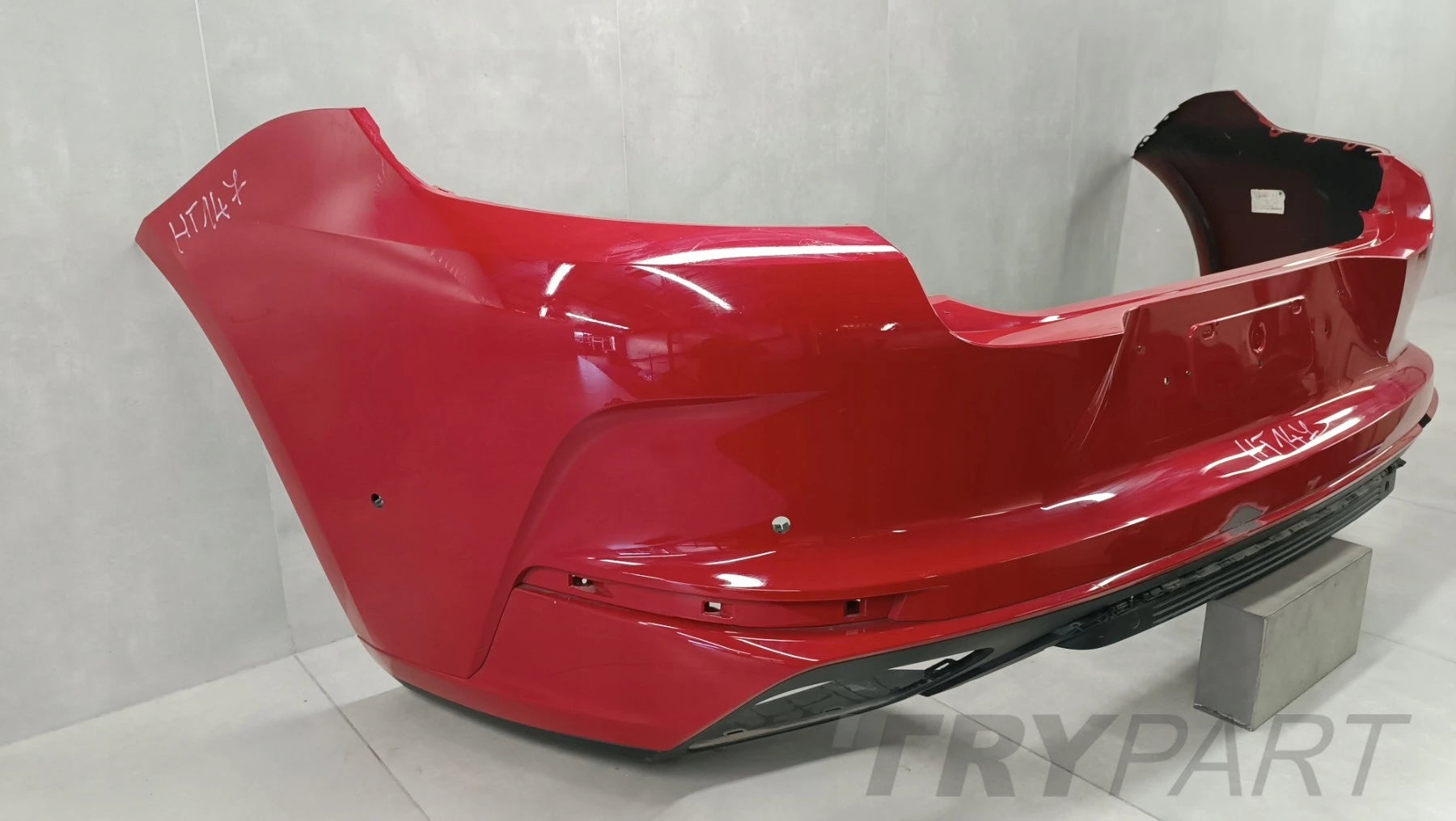 Porsche Panamera III (976) 23- Rear Bumper