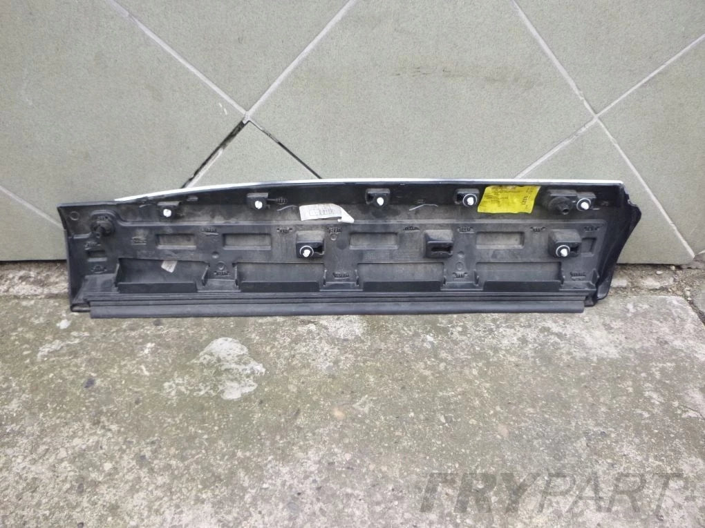 JAGUAR F-PACE Left Door Trim - Front and Rear