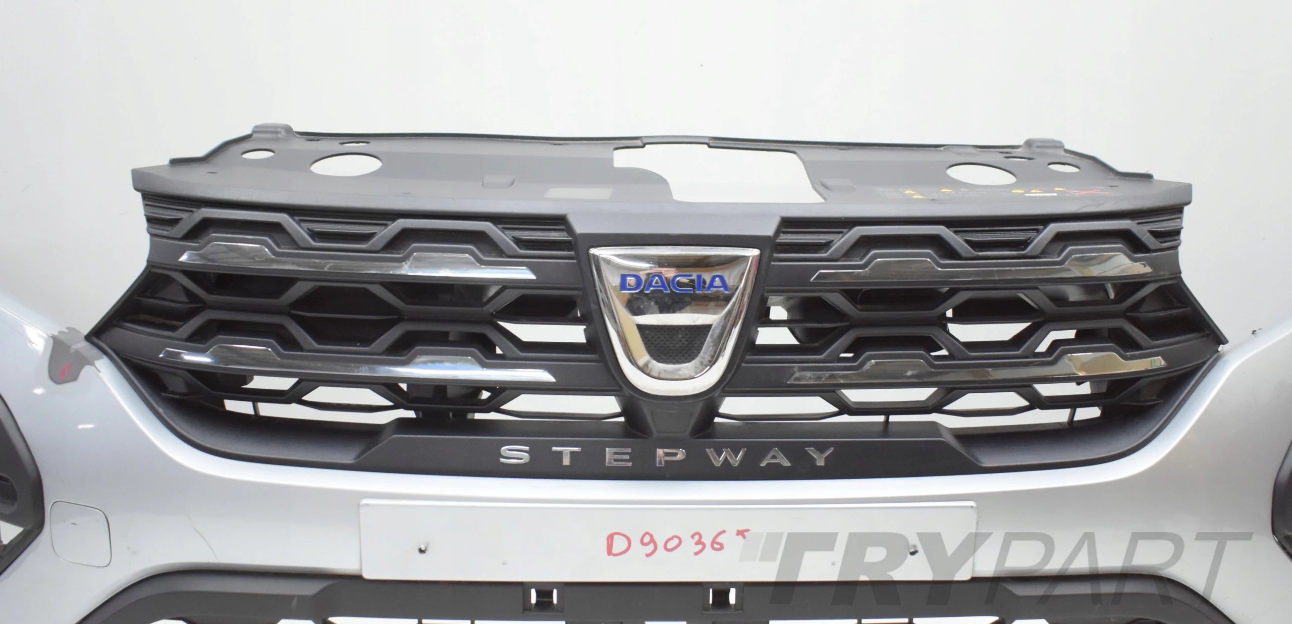 DACIA SANDERO III STEPWAY FRONT BUMPER ORG + GRILLE + GRILLES