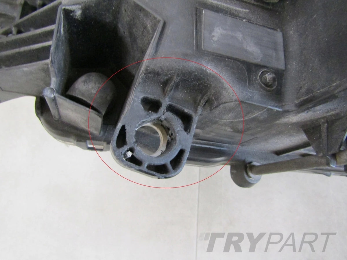 Headlight Mercedes Actros MP4 XENON 11- RH A9608200739