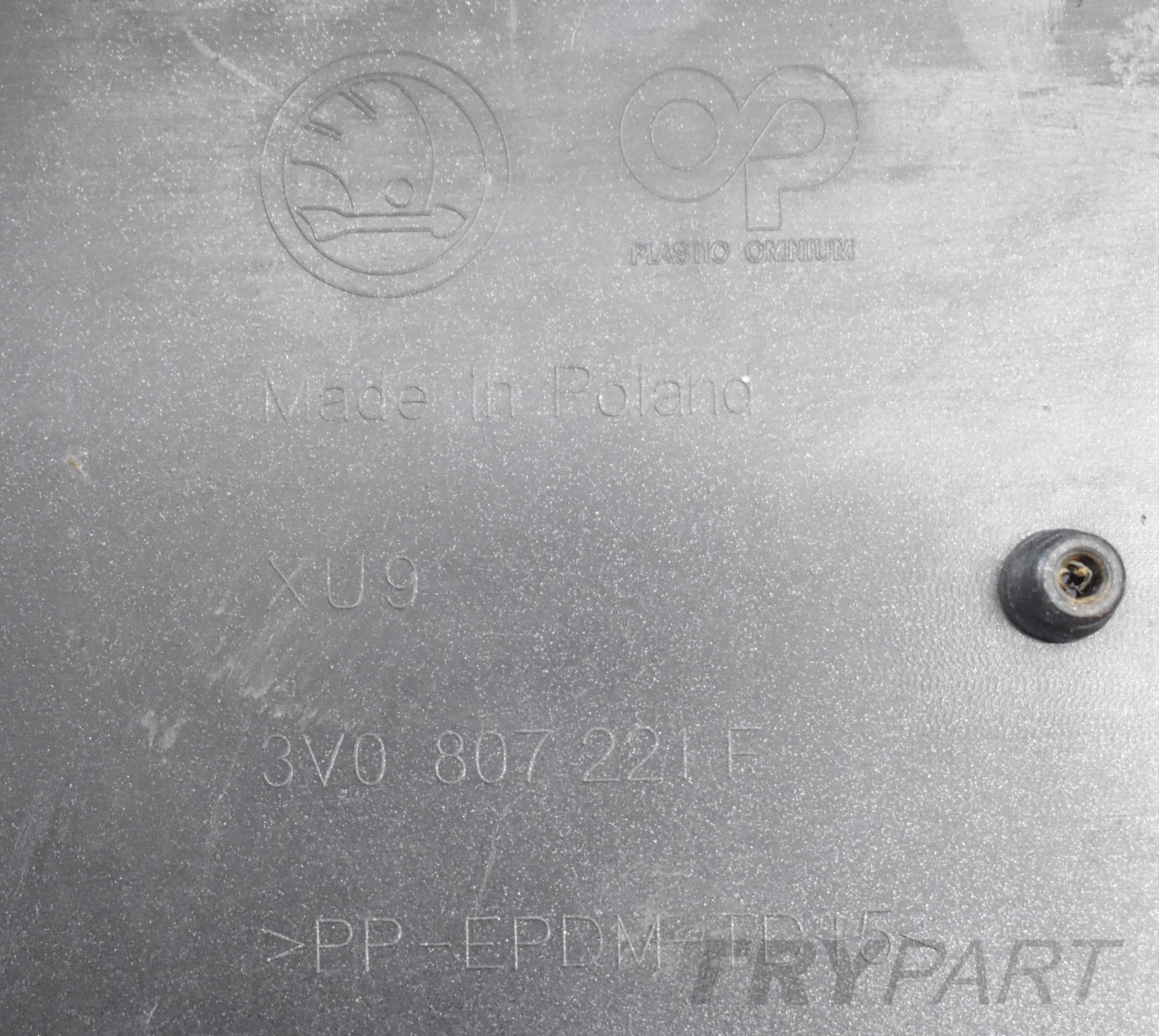 SKODA SUPERB III 3V LIFT FRONT BUMPER ORG