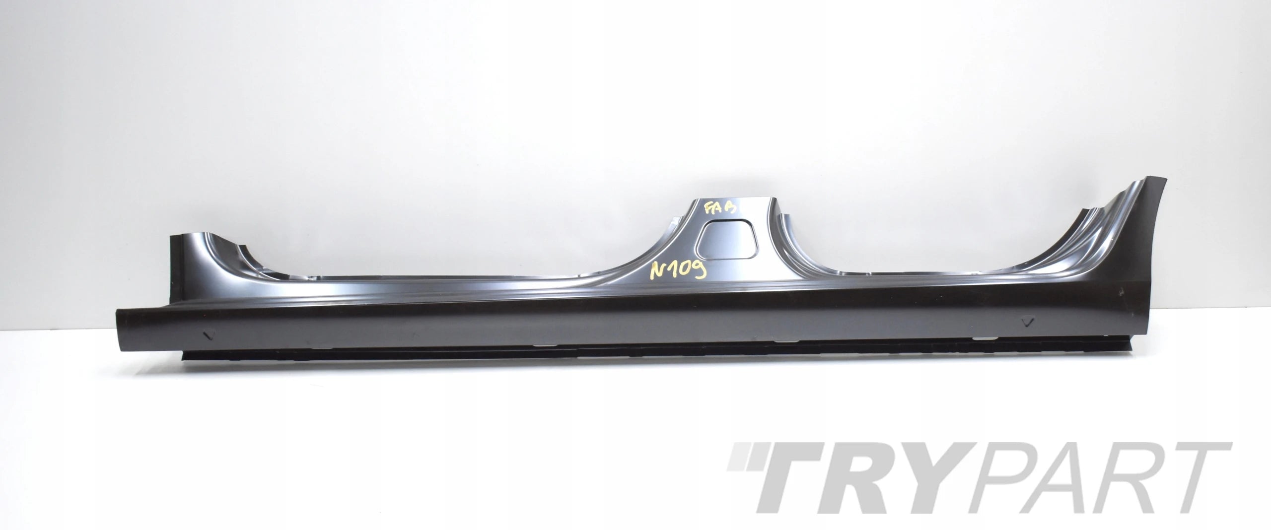 SKODA FABIA III 6V LEFT SILL COVER ORG NEW