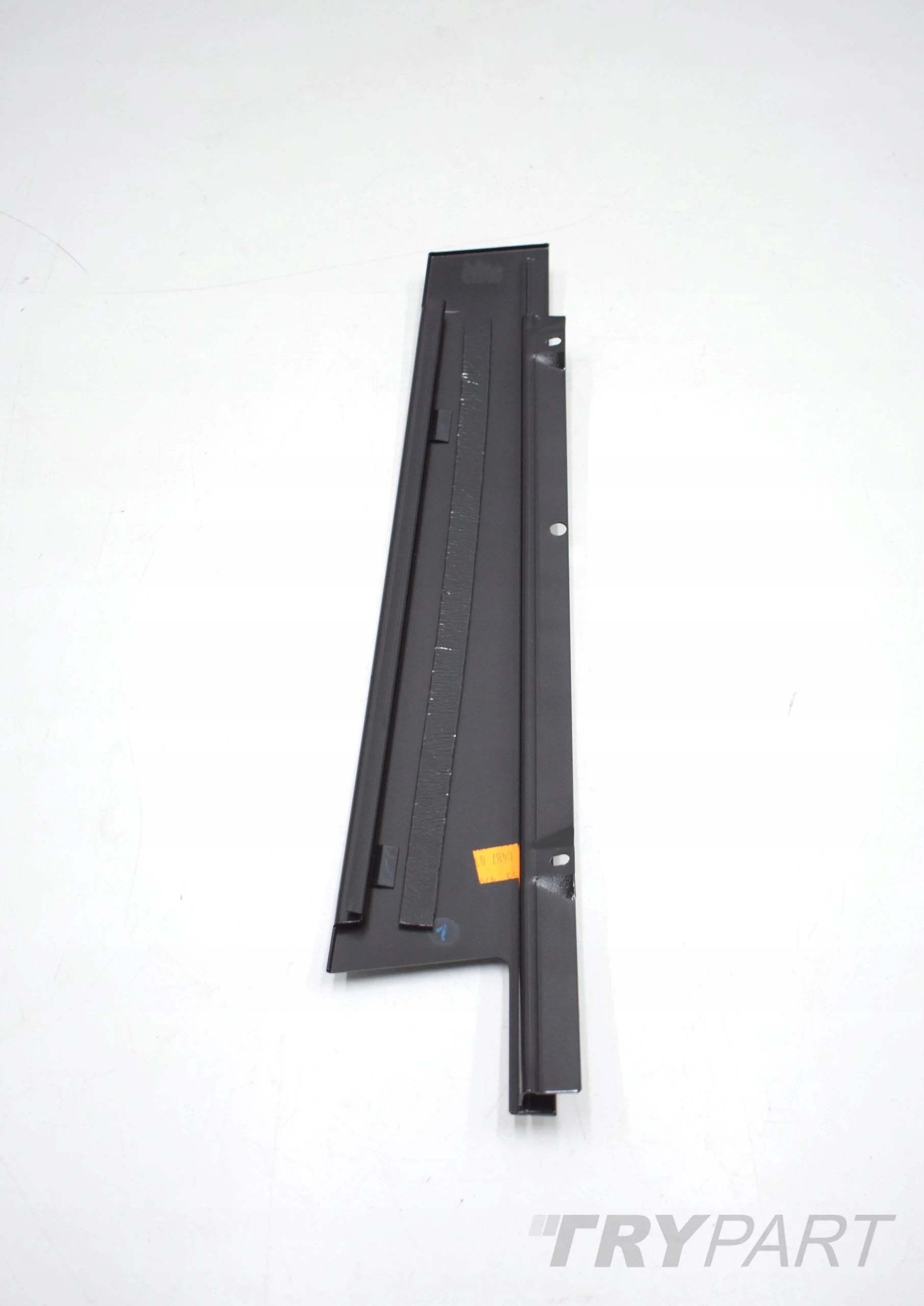 MERCEDES GLC W253 REAR RIGHT DOOR PILLAR TRIM ORG