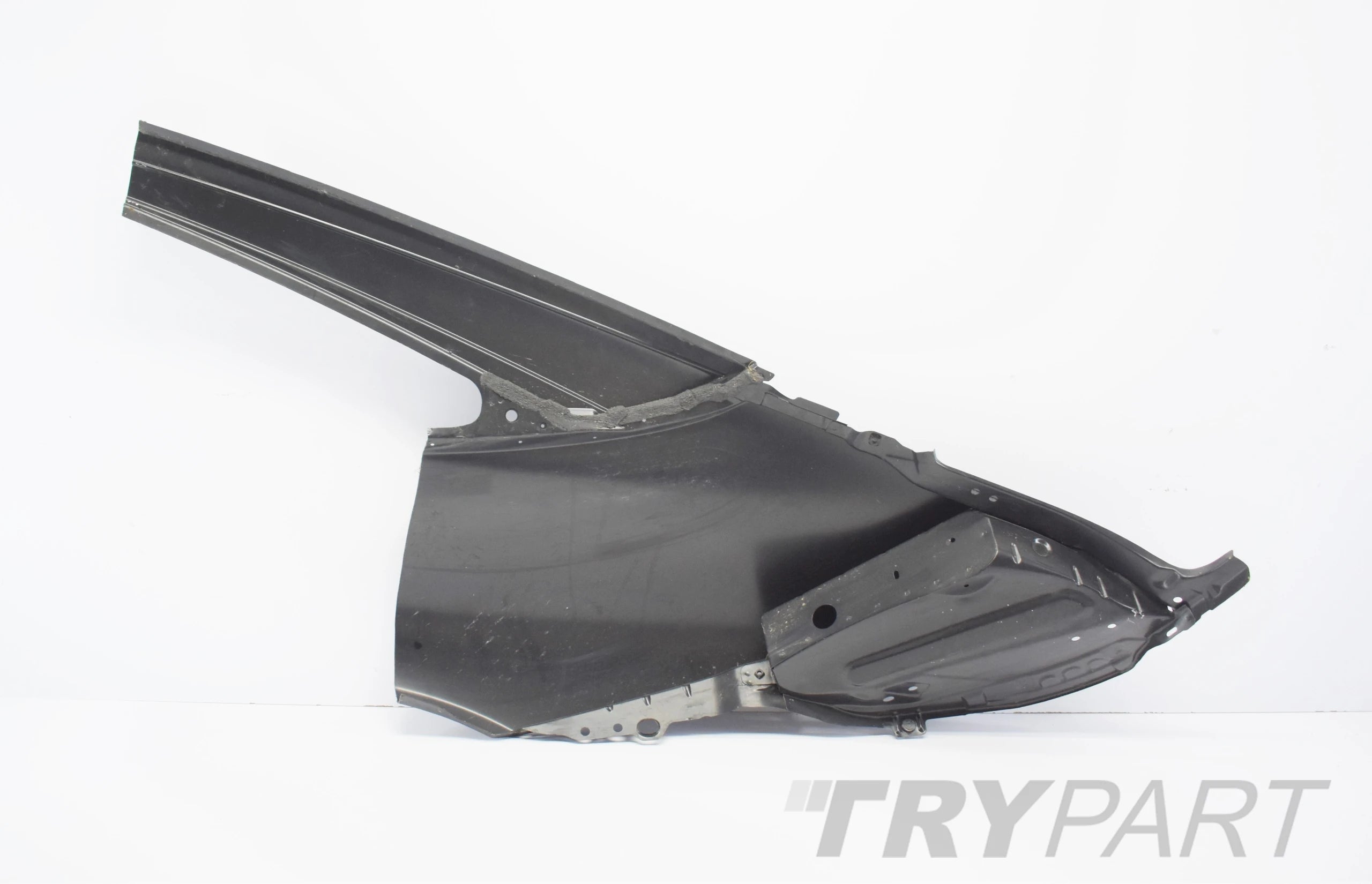 PORSCHE 911 997 TARGA RIGHT REAR FENDER HOUSING