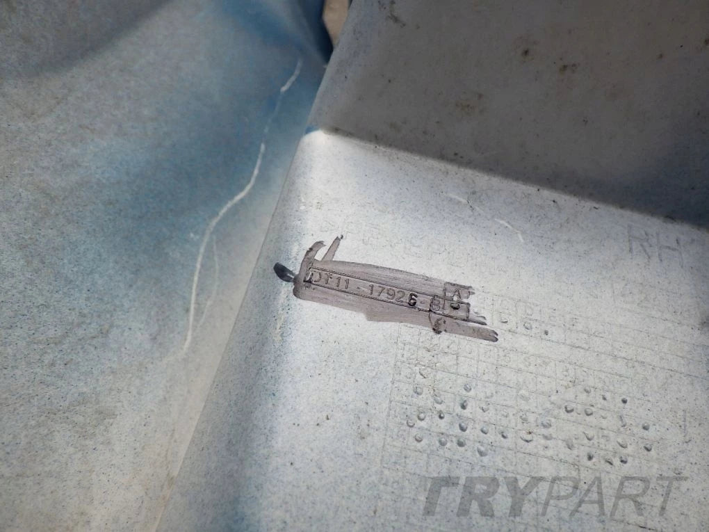 FORD TOURNEO CONNECT MK2 rear bumper corner right