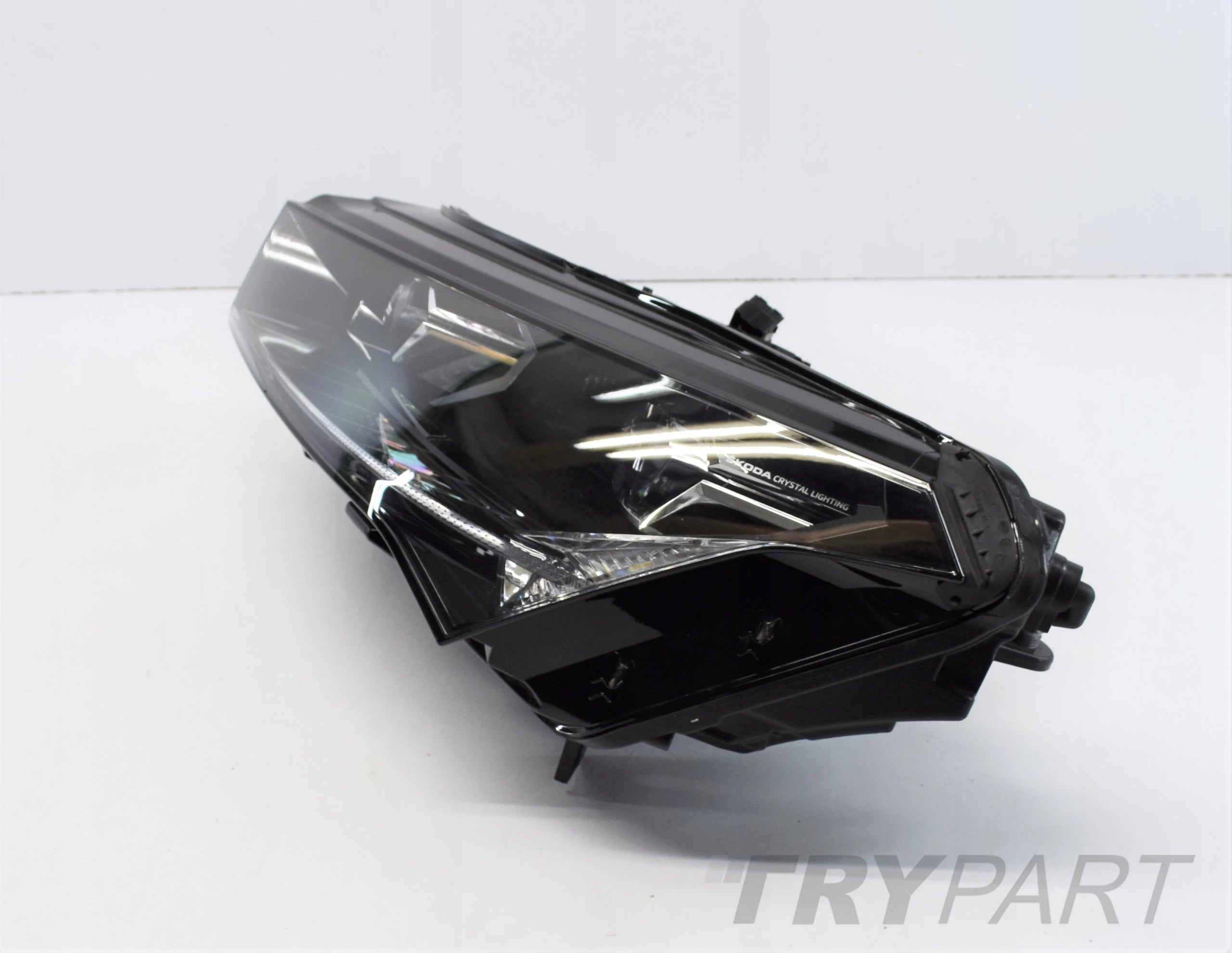 SKODA ENYAQ 5LB LEFT FRONT HEADLIGHT EU ORG