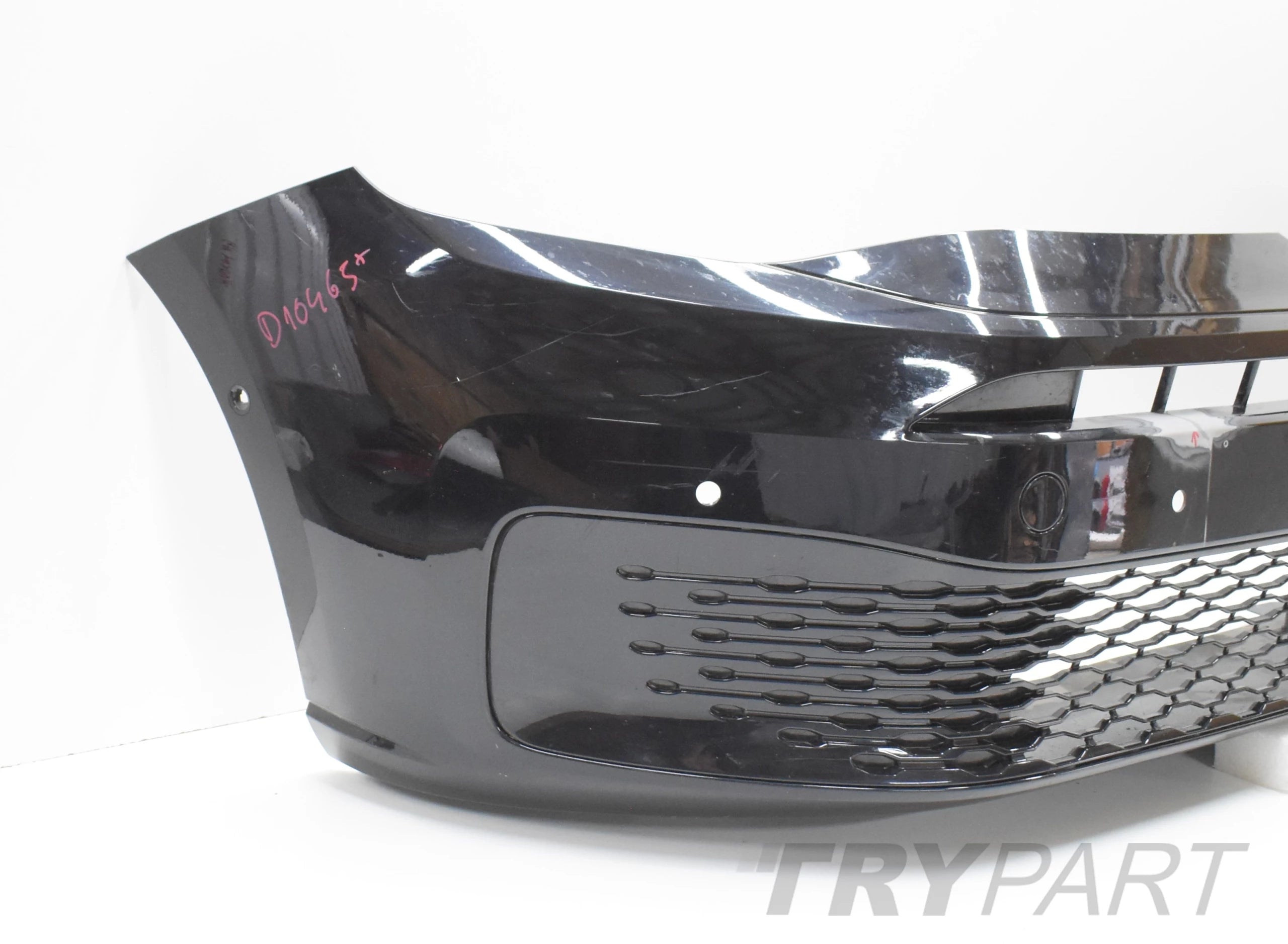 VW CADDY 2K7 FRONT BUMPER ORG
