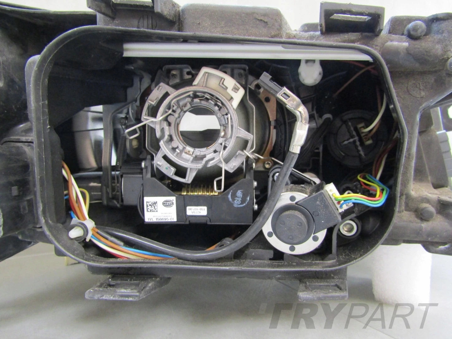Front Headlight Audi A6 C6 XENON ACTIVE CORNERING 04-08 LH 4F0941029