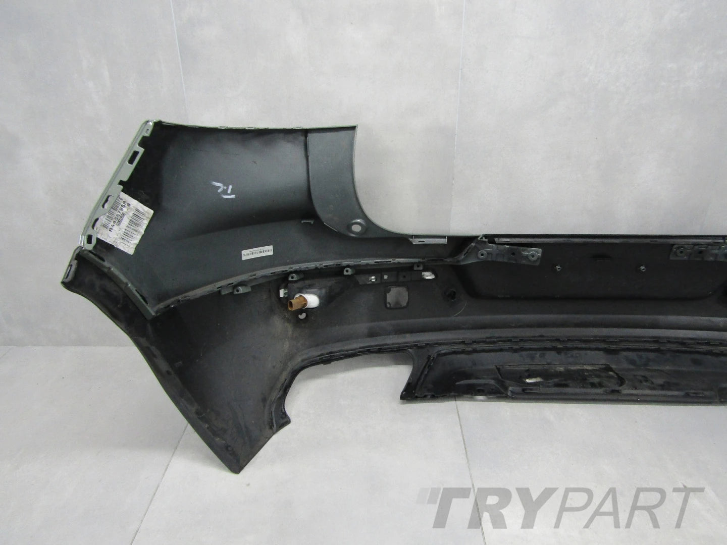 Rear Bumper Volvo XC40 XC 40 R-Design 17-